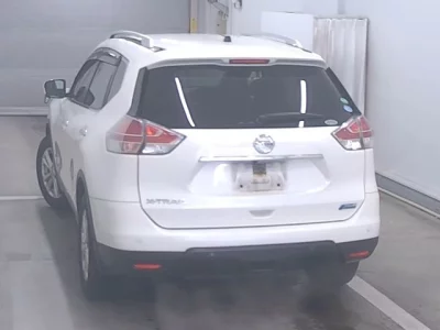 Nissan X-TRAIL  с аукциона в Японии