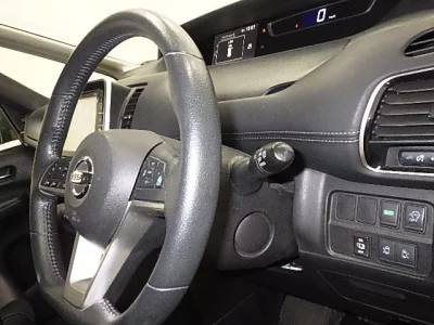 Nissan SERENA  с аукциона в Японии