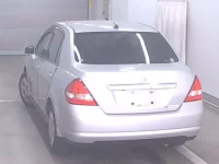 Nissan TIIDA LATIO лот № 4006 оценка R  с аукциона в Японии 1