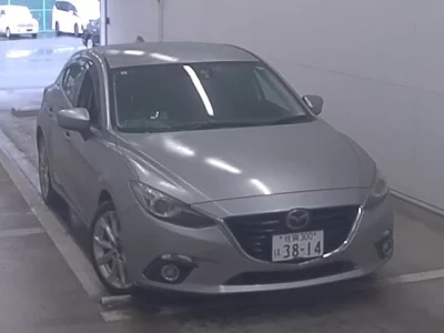 Mazda AXELA  с аукциона в Японии