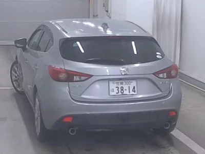 Mazda AXELA  с аукциона в Японии