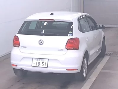 Volkswagen POLO  с аукциона в Японии