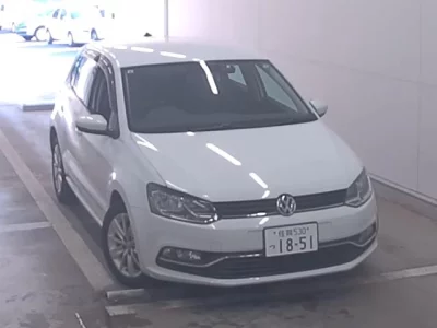 Volkswagen POLO  с аукциона в Японии