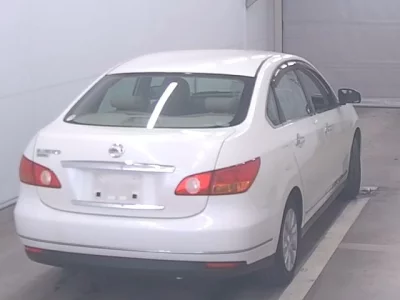 Nissan SYLPHY  с аукциона в Японии