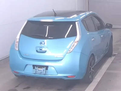 Nissan LEAF  с аукциона в Японии