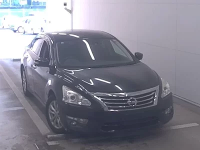 Nissan TEANA