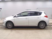 Toyota AURIS лот № 3025 оценка 3.5  с аукциона в Японии 3