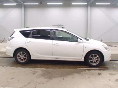 Toyota CALDINA  с аукциона в Японии