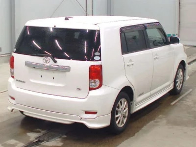 Toyota COROLLA RUMION