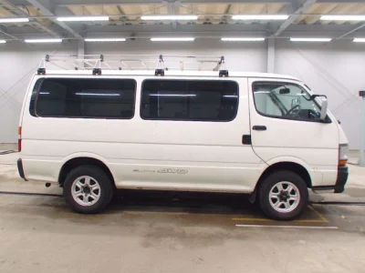Toyota HIACE VAN  с аукциона в Японии