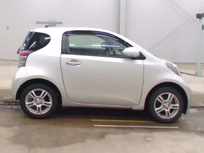Toyota IQ