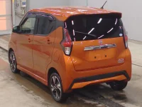 Nissan DAYZ лот № 3143 оценка 4.5  с аукциона в Японии 5
