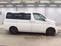 Nissan ELGRAND лот № 5512 оценка 3  с аукциона в Японии 2