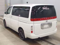 Nissan ELGRAND лот № 5512 оценка 3  с аукциона в Японии 5