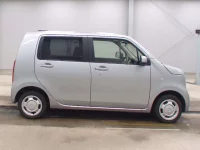 Honda N WGN лот № 3081 оценка 4.5  с аукциона в Японии 2