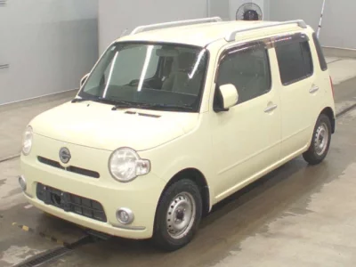 Daihatsu MIRA  с аукциона в Японии