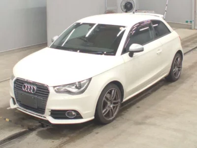 Audi A1  с аукциона в Японии