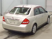 Nissan TIIDA LATIO лот № 5549 оценка 3  с аукциона в Японии 1