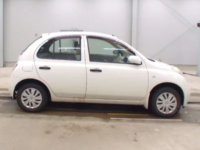 Nissan MARCH  с аукциона в Японии