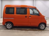 Subaru SAMBAR лот № 5077 оценка 3.5  с аукциона в Японии 2