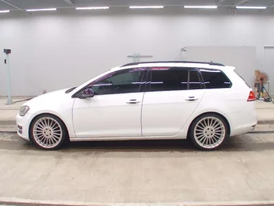 Volkswagen GOLF VARIANT