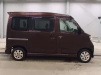 Daihatsu Atrai Wagon лот № 5092 оценка 3  с аукциона в Японии 2