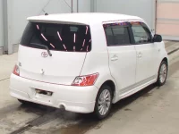Toyota BB лот № 5592 оценка 99  с аукциона в Японии 1