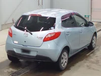 Mazda DEMIO лот № 5608 оценка 3.5  с аукциона в Японии 1