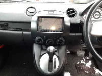 Mazda DEMIO лот № 5608 оценка 3.5  с аукциона в Японии 8