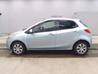 Mazda DEMIO лот № 5608 оценка 3.5  с аукциона в Японии 3