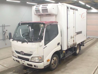 Hino DUTRO  с аукциона в Японии