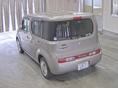 Nissan CUBE