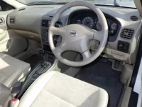 Nissan SUNNY лот № 1206 оценка R  с аукциона в Японии 2