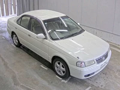 Nissan SUNNY  с аукциона в Японии