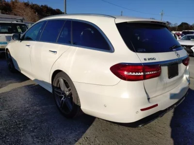 Mercedes-Benz E CLASS WAGON