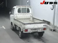 Daihatsu HIJET TRUCK лот № 133 оценка R  с аукциона в Японии 1