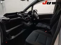 Toyota VOXY лот № 3002 оценка 3.5  с аукциона в Японии 5