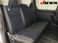 Toyota VOXY лот № 3002 оценка 3.5  с аукциона в Японии 7