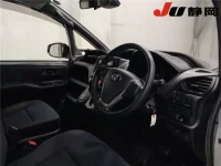 Toyota VOXY лот № 3002 оценка 3.5  с аукциона в Японии 2