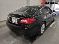 Nissan FUGA лот № 3544 оценка 4  с аукциона в Японии 4