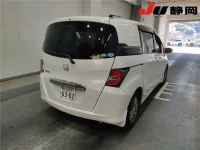 Honda FREED лот № 3008 оценка 4  с аукциона в Японии 4