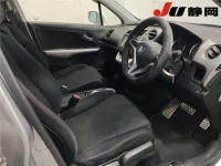 Honda STREAM лот № 3507 оценка 3.5  с аукциона в Японии 2