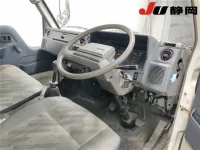 Toyota HIACE TRUCK лот № 5020 оценка 3.5  с аукциона в Японии 2