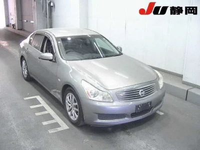 Nissan SKYLINE  с аукциона в Японии