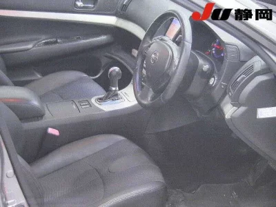 Nissan SKYLINE  с аукциона в Японии