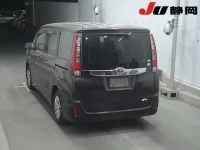Toyota NOAH лот № 3139 оценка RA  с аукциона в Японии 1