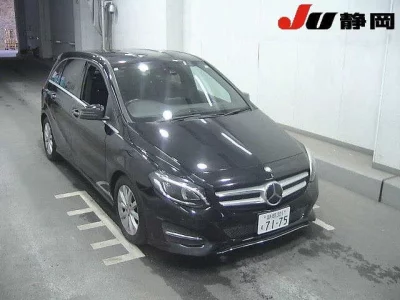 Mercedes-Benz B CLASS