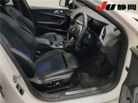 BMW 1-Series лот № 3182 оценка 4  с аукциона в Японии 2