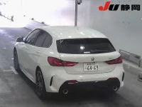 BMW 1-Series лот № 3182 оценка 4  с аукциона в Японии 1