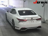 Lexus LS лот № 1070 оценка 3.5  с аукциона в Японии 1
